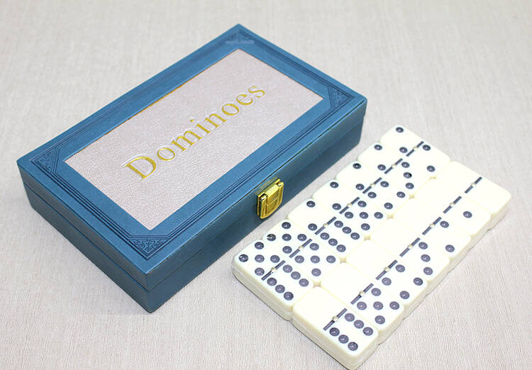 Deri Kutulu Domino Oyunu - 1